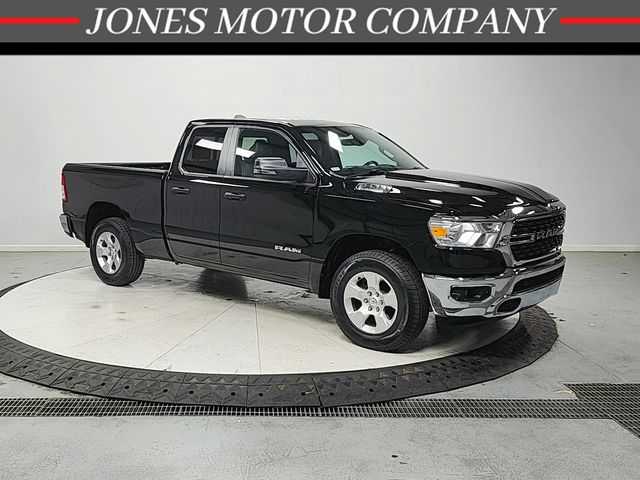 Diamond Black Crystal Pearlcoat 2023 RAM 1500 Pickup Truck Four-Wheel Drive 8-Speed Automatic
