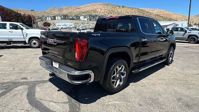 2024 GMC Sierra 1500 SLT 3