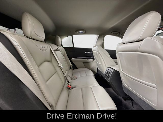 Used 2022 Cadillac XT4 SUV