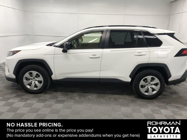 2020 Toyota RAV4 LE 3