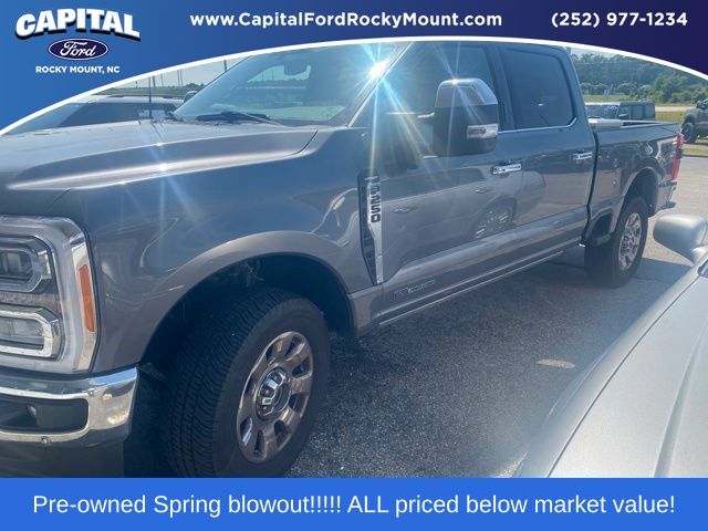 2023 Ford F-250 Super Duty Lariat Crew Cab 4WD