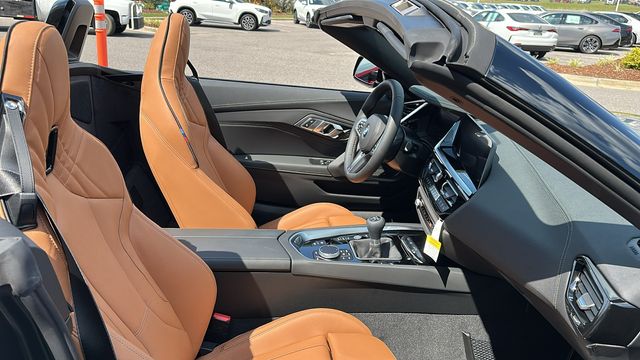 2025 BMW Z4 sDrive M40i 22