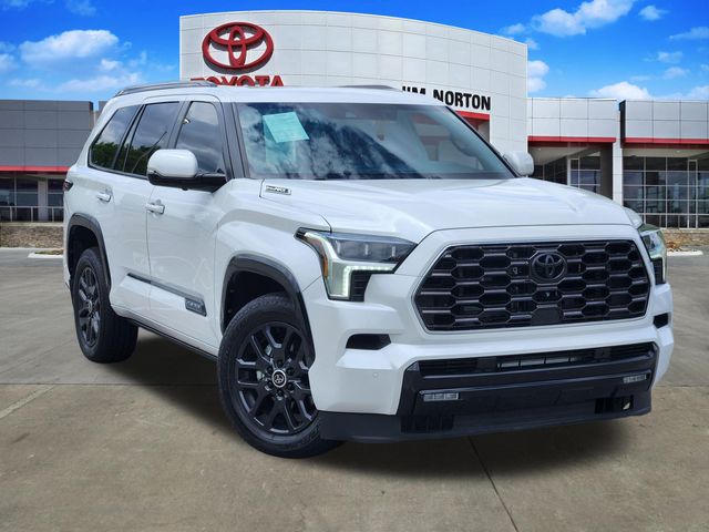 White (Wind Chill Pearl) 2024 Toyota Sequoia Platinum 4WD SUV / Crossover Four-Wheel Drive Automatic