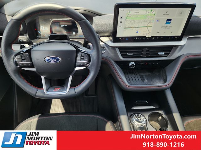 Used 2025 Ford Explorer SUV