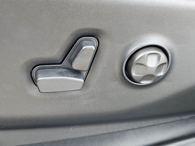 New 2026 White Chrysler Limited image 15