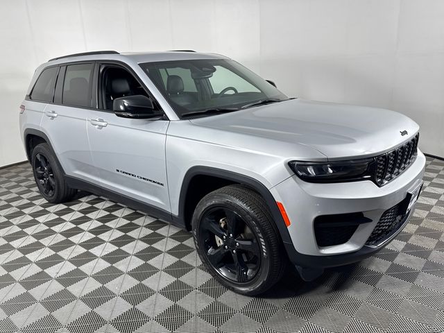 Silver Zynith 2023 Jeep Grand Cherokee SUV / Crossover Four-Wheel Drive 8-Speed Automatic
