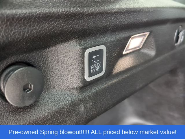 Used 2024 Diamond Black Jeep Limited image 44