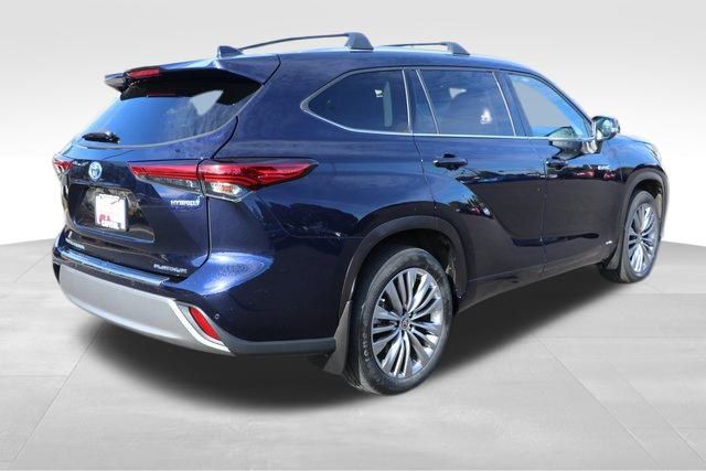 2020 Toyota Highlander Hybrid Platinum 19