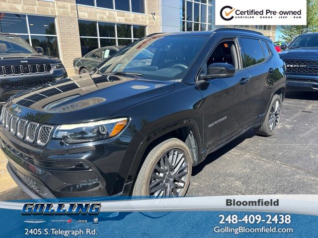 Diamond Black Crystal Pearlcoat 2023 Jeep Compass SUV / Crossover Four-Wheel Drive 8-Speed Automatic