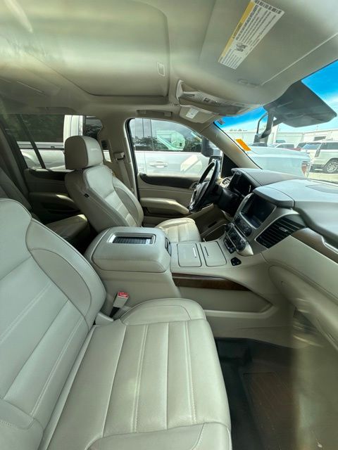 Used 2019 Gray GMC Denali image 13