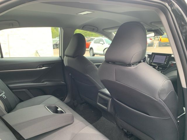 2023 Toyota Camry Hybrid LE photo