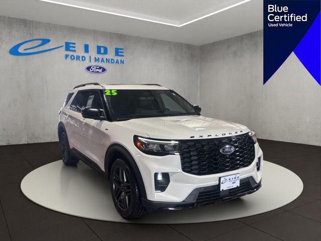 2025 Ford Explorer ST-Line AWD