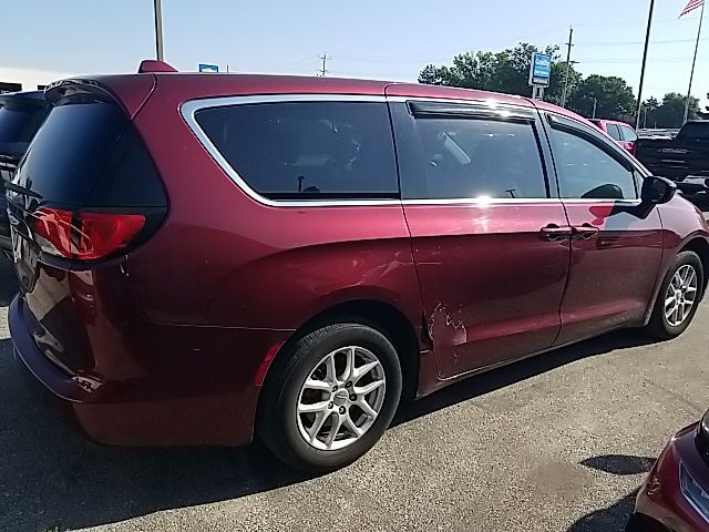 Used 2017 Chrysler Pacifica Van