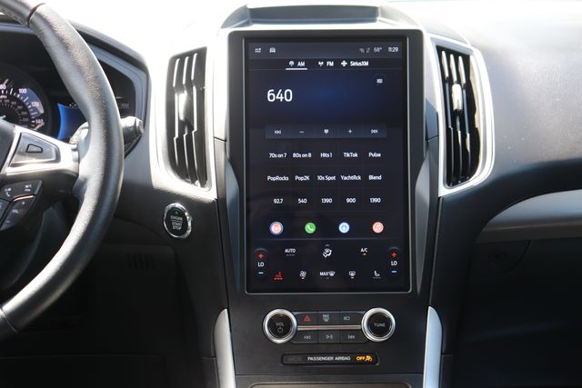 2024 Ford Edge SEL photo