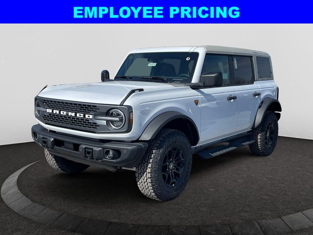 Oxford White 2026 Ford Bronco Badlands 4-Door 4WD SUV / Crossover Four-Wheel Drive Automatic
