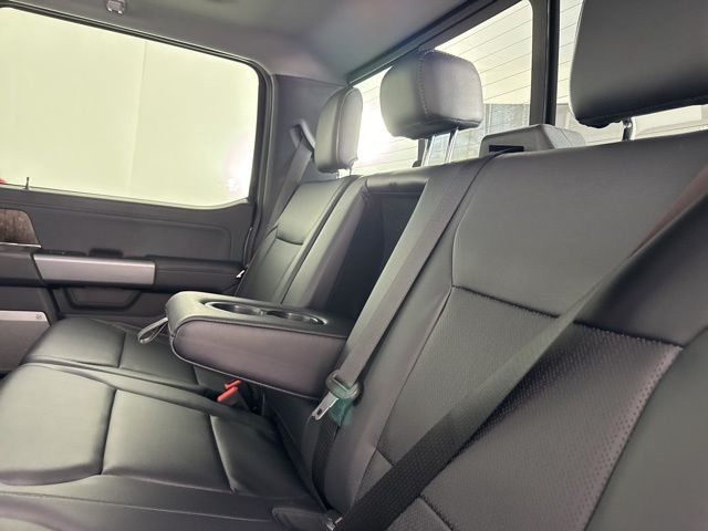 2025 Carbonized Gray Metallic Ford Super Duty F-250 SRW Lariat 4X4 Truck