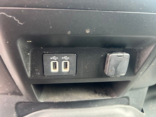 2019 Ford F-150 XLT - Oxford White exterior view 15