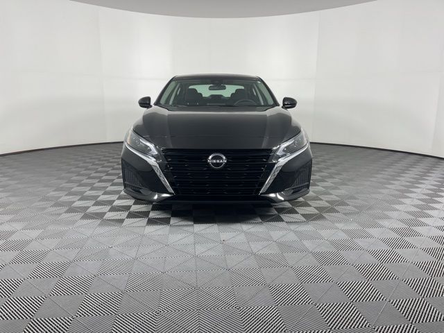 2023 Nissan Altima 2.5 SV 3