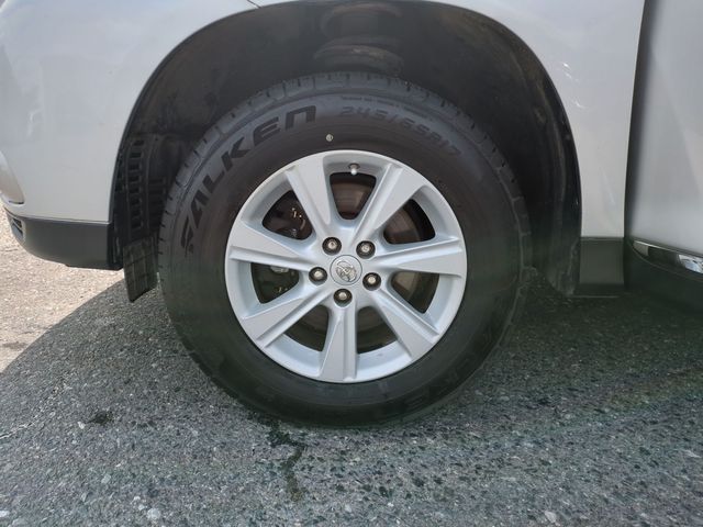 used 2012 Toyota Highlander car, priced at $12,331