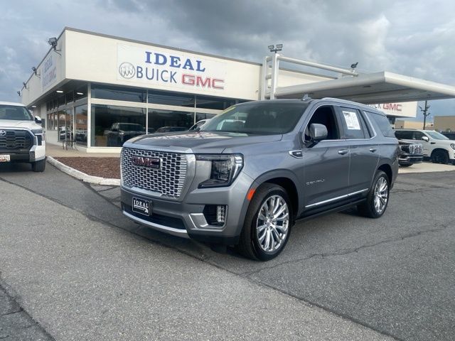 2022 GMC Yukon Denali 1