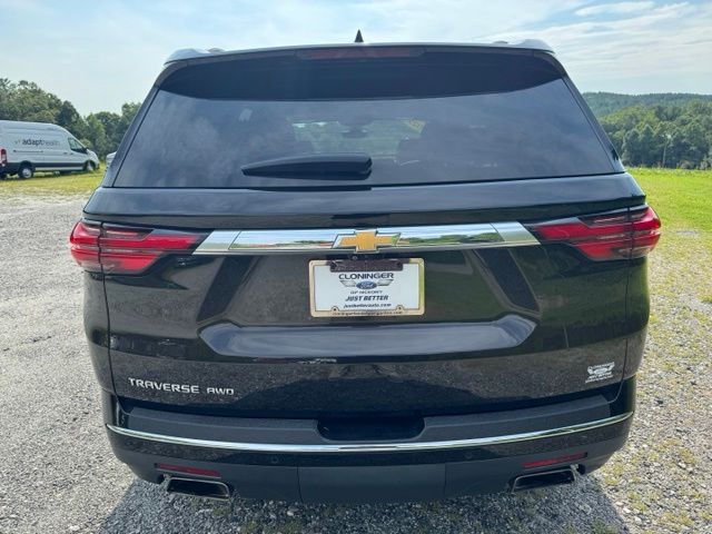 Used 2022 Black Chevrolet High Country image 7