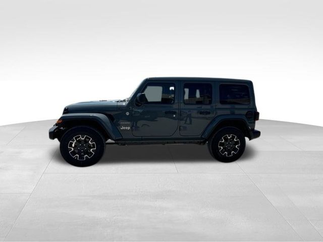 2024 Jeep Wrangler Sahara 5