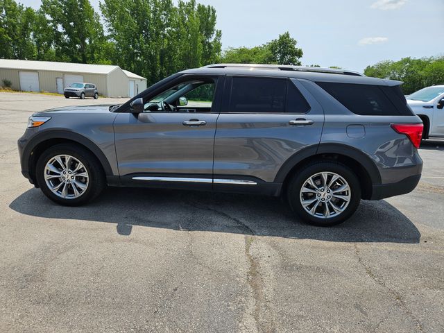 2023 Ford Explorer Limited photo