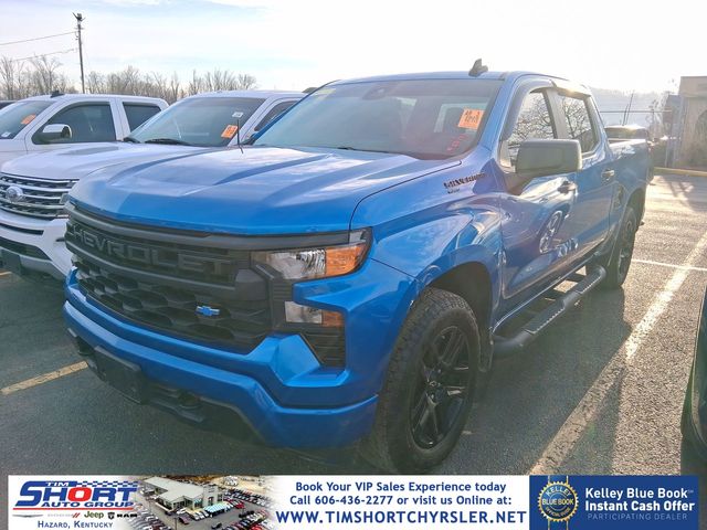 Glacier Blue Metallic 2022 Chevrolet Silverado 1500 Custom Crew Cab 4WD Pickup Truck Four-Wheel Drive 8-Speed Automatic
