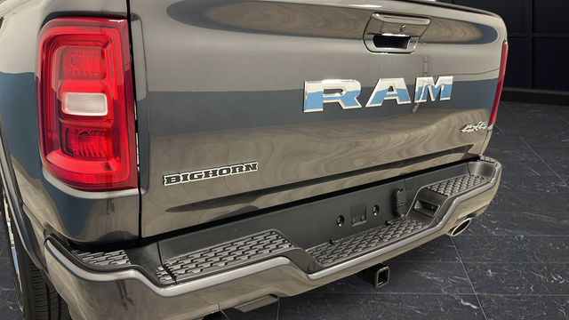New 2026 Granite Crystal Metallic Clearcoat Ram Big Horn/Lone Star image 39