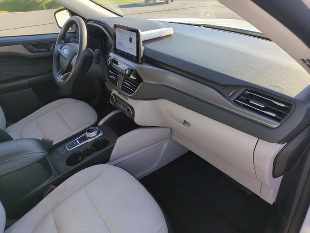 Used 2025 White Ford Active image 33