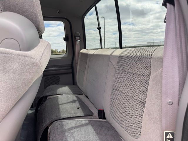 2001 Ford F-250 Super Duty XLT