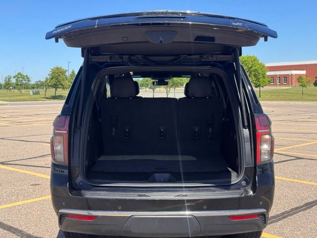2022 Chevrolet Suburban LT