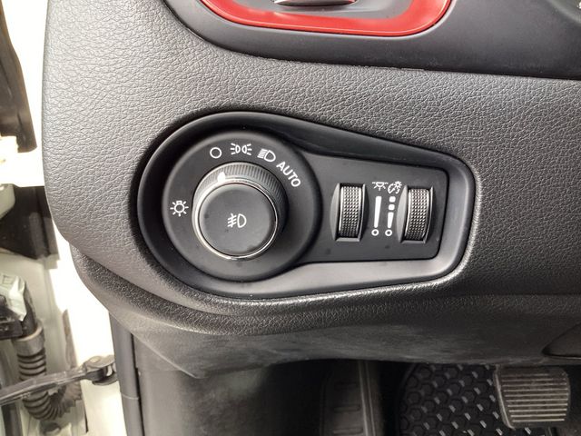 Used Car 2023 Jeep Renegade  Trailhawk For Sale Under $20,000 In San Antonio, Texas