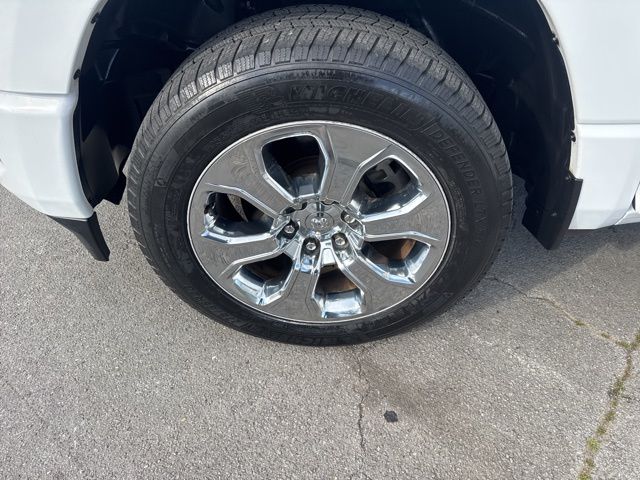 Used 2019 White Ram Big Horn/Lone Star image 16