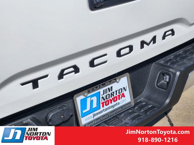 2022 Toyota Tacoma TRD Off-Road 12