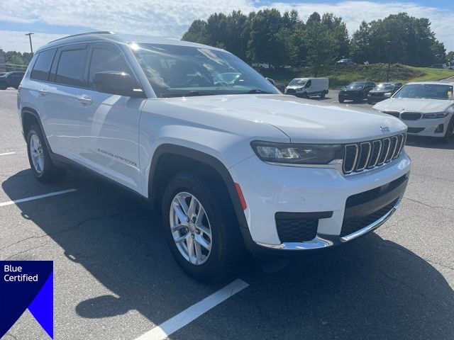 Used 2022 White Jeep Laredo image 7