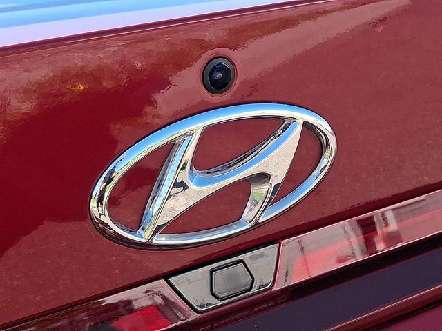 Used 2023 Hyundai Elantra Sedan