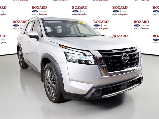 2024 Nissan Pathfinder SL FWD
