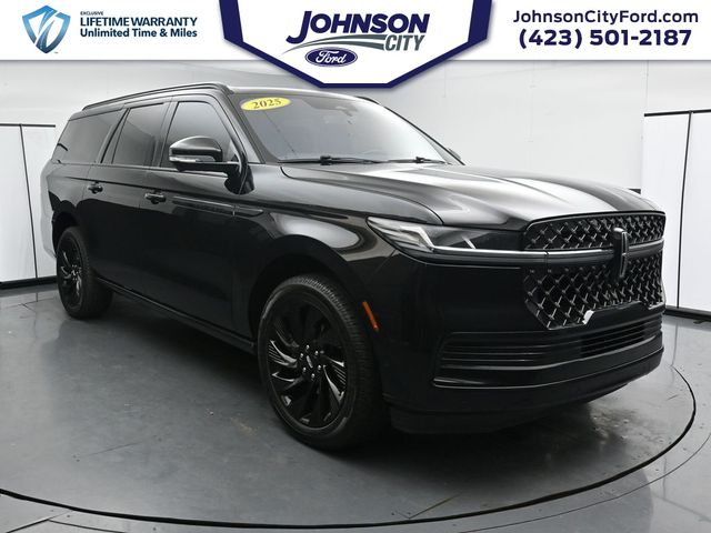 Black Metallic 2025 Lincoln Navigator L Reserve 4WD SUV / Crossover Four-Wheel Drive Automatic