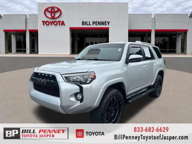 Classic Silver Metallic 2017 Toyota 4Runner SUV / Crossover 4X2 5-Speed Automatic Overdrive
