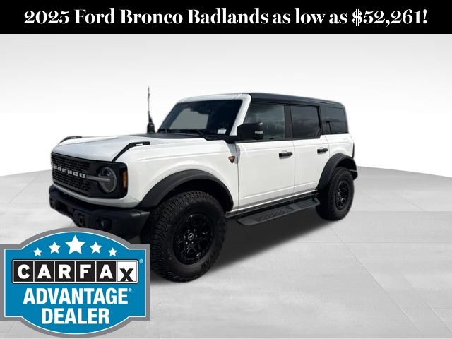 Oxford White 2025 Ford Bronco SUV / Crossover Four-Wheel Drive Automatic