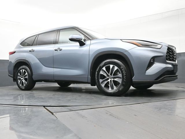 2021 Toyota Highlander XLE 43