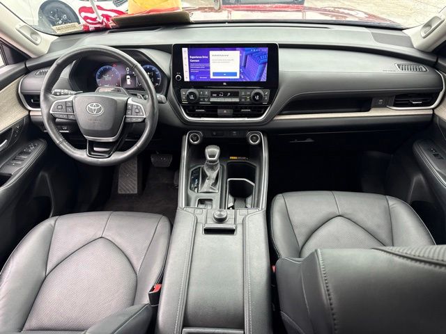 2024 Toyota Highlander - $48,888