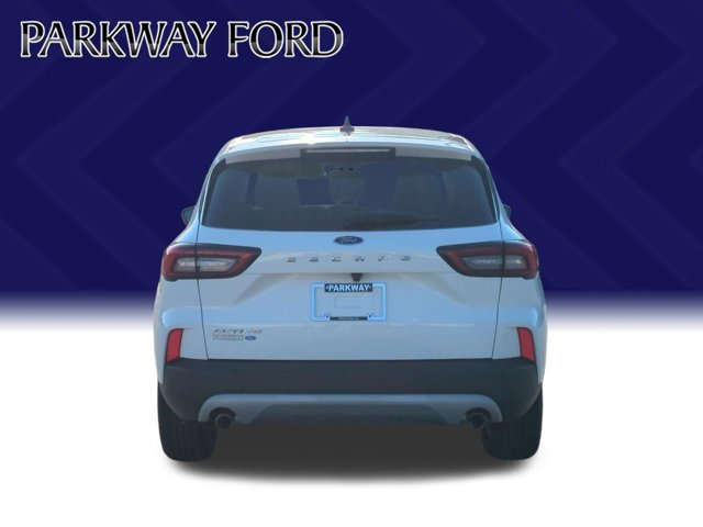 Used 2025 White Ford Active image 4