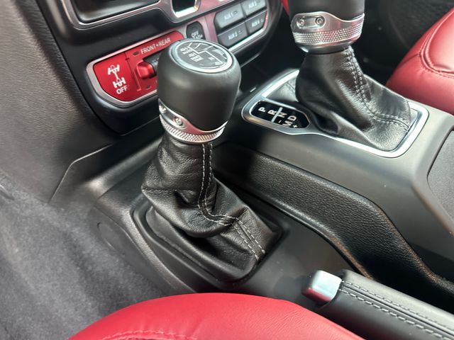 Used 2024 Black Jeep Rubicon 392 image 24