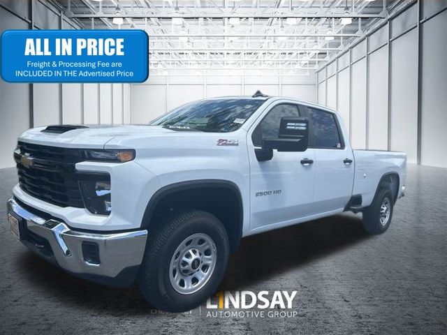 Summit White 2026 Chevrolet Silverado 2500HD Pickup Truck Four-Wheel Drive Automatic