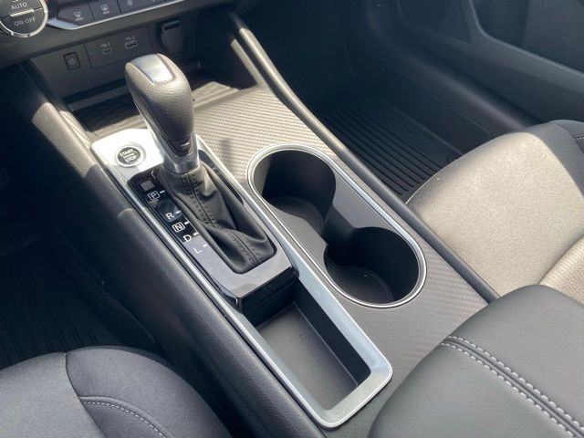 2025 Nissan Altima 2.5 SV photo 14