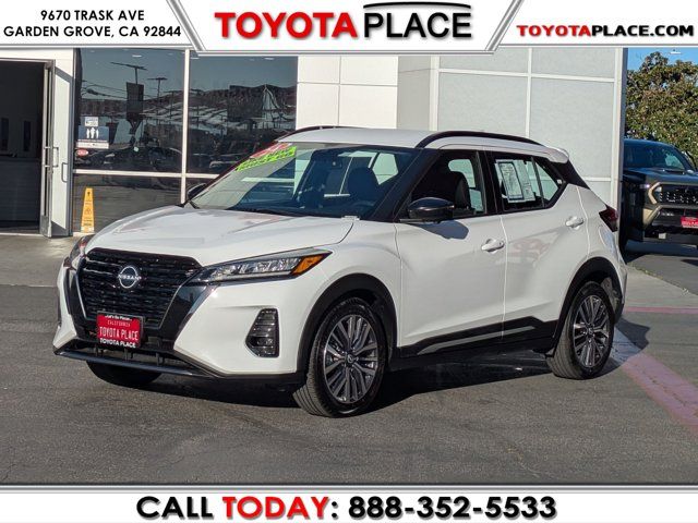 2024 Nissan Kicks SR FWD