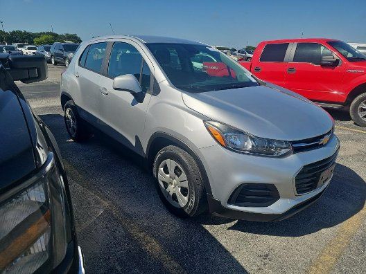 2018 Chevrolet Trax LS photo