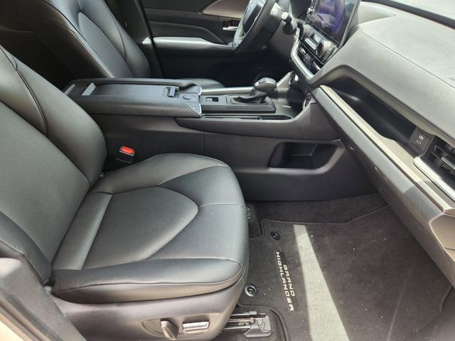 2024 Toyota Grand Highlander XLE White at Don McGill Toyota
